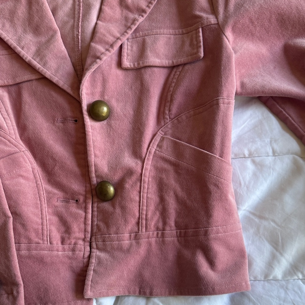 Woman's Fang Pink Blazer with Gold Buttons - Picture 3 of 7